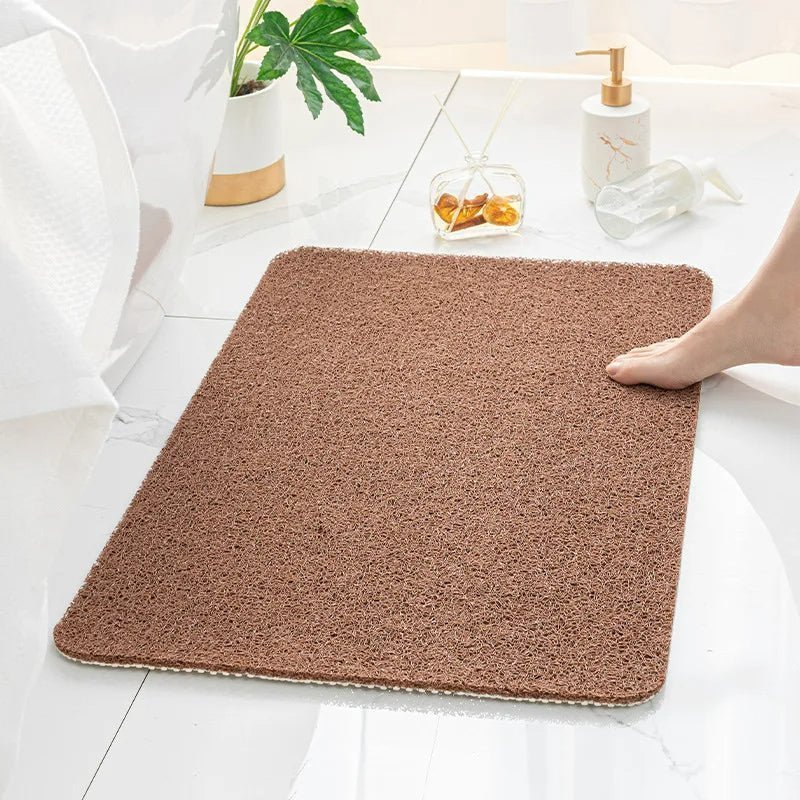 AquaGrip - Non - slip shower mat - Levora